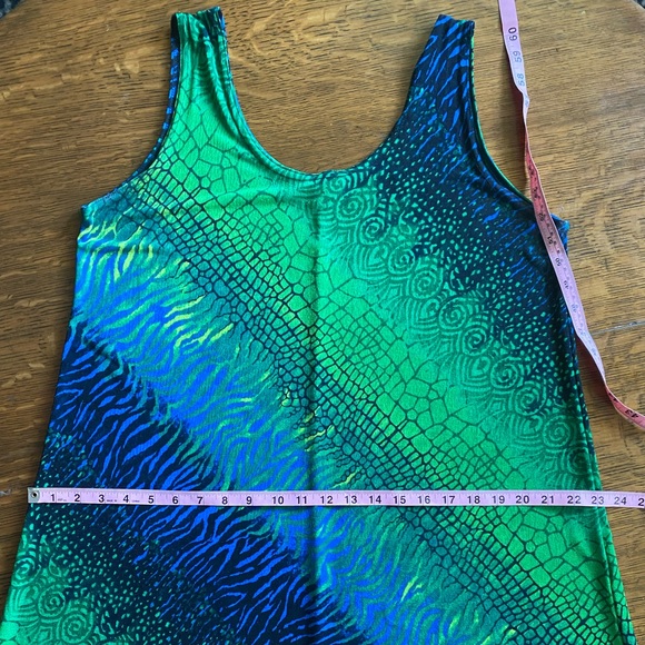 Jostar Vivid Animal Print Dress - Picture 5 of 9